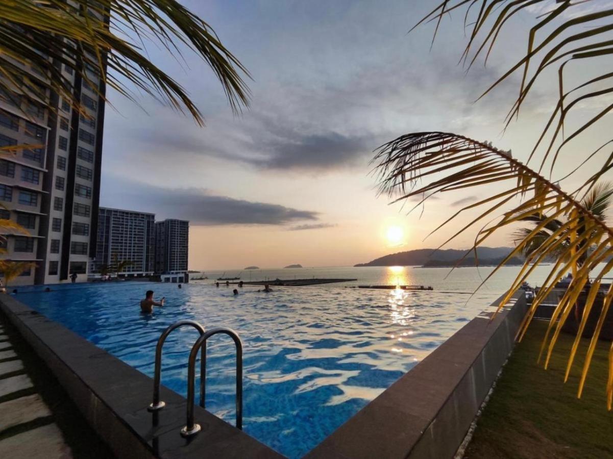 Botiza Suites At Jesselton Quay Kota Kinabalu Zewnętrze zdjęcie