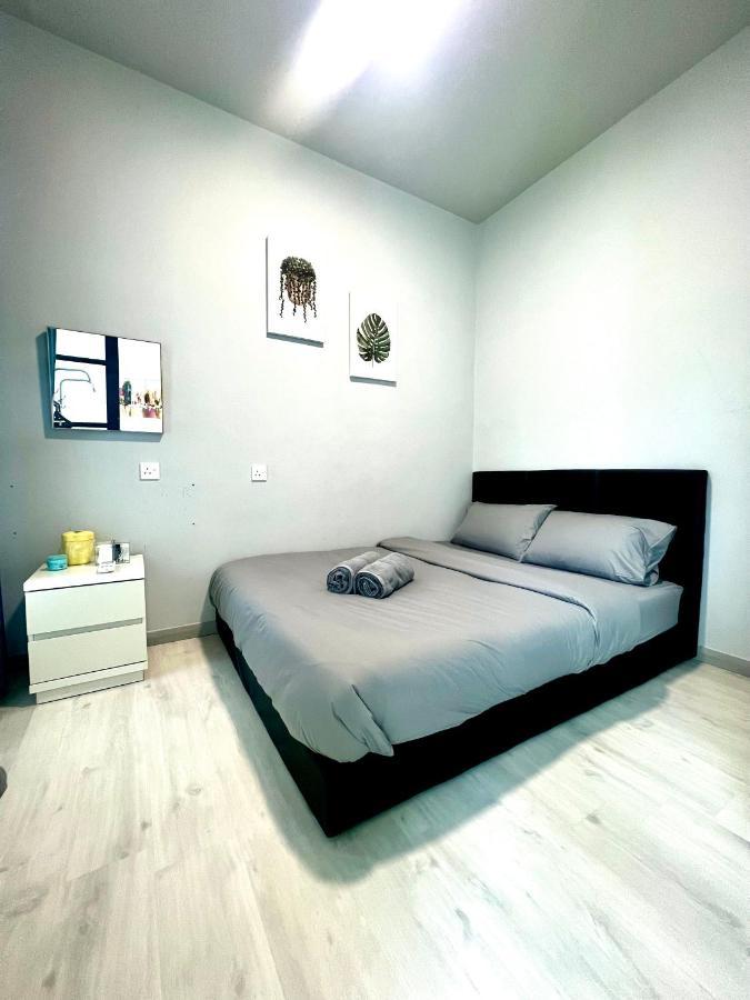 Botiza Suites At Jesselton Quay Kota Kinabalu Zewnętrze zdjęcie