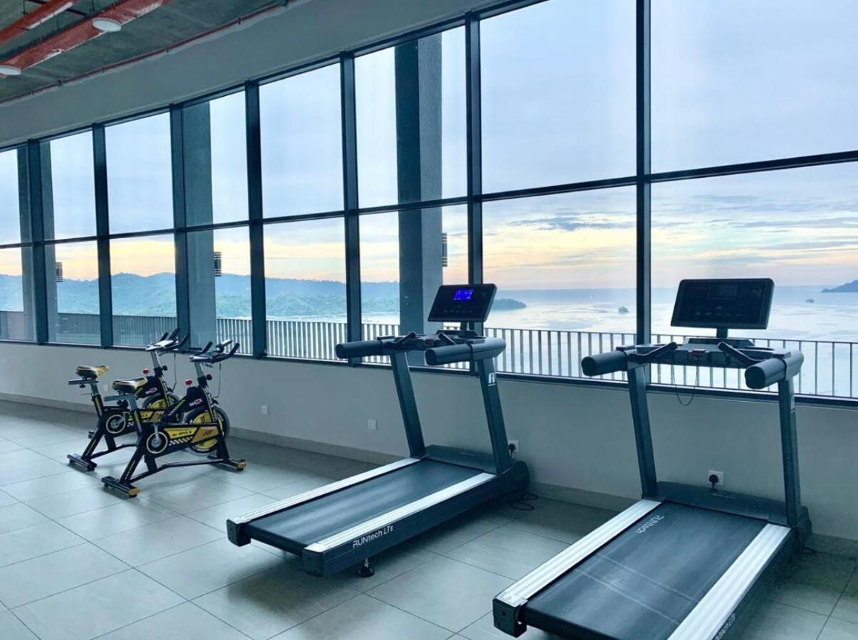 Botiza Suites At Jesselton Quay Kota Kinabalu Zewnętrze zdjęcie